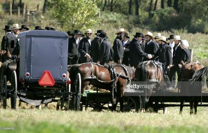 Amish funeral gipson